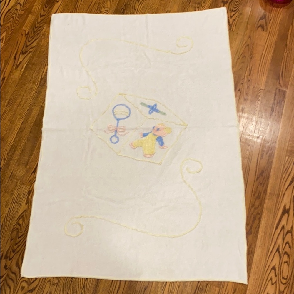 Baby blanket with chenille lattice work